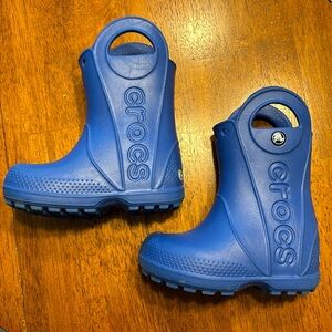 CROCS rain boots c7 toddler 7 EUC blue